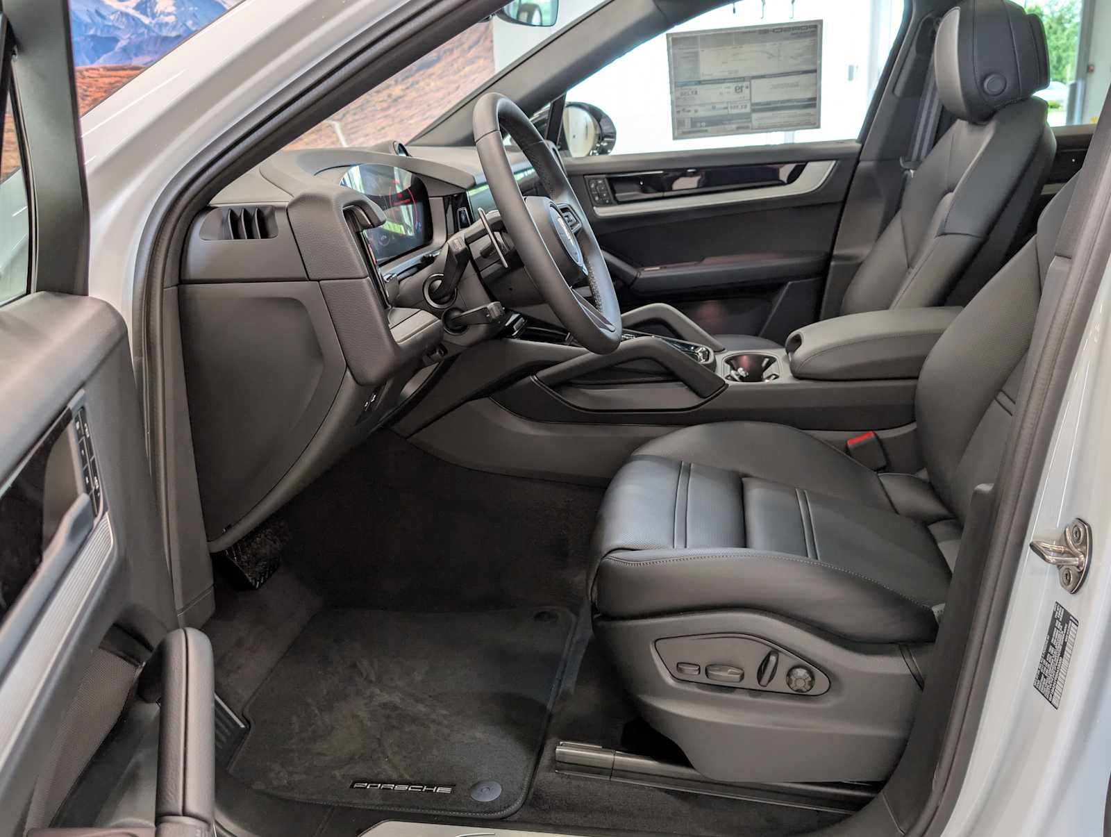 2025 Porsche Cayenne Base