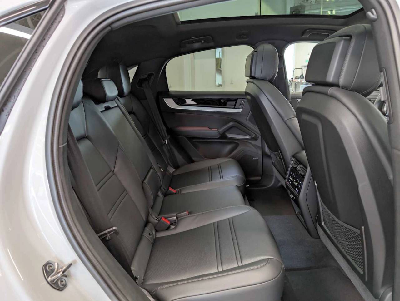 2025 Porsche Cayenne Base