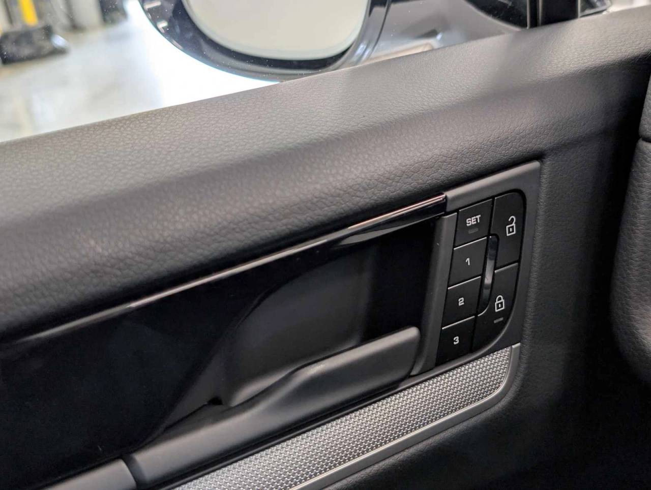 2025 Porsche Cayenne Base