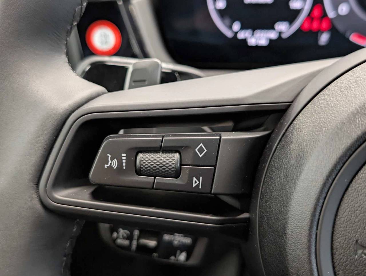 2025 Porsche Cayenne Base