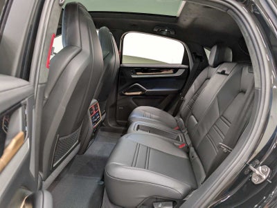 2026 Porsche Cayenne GTS