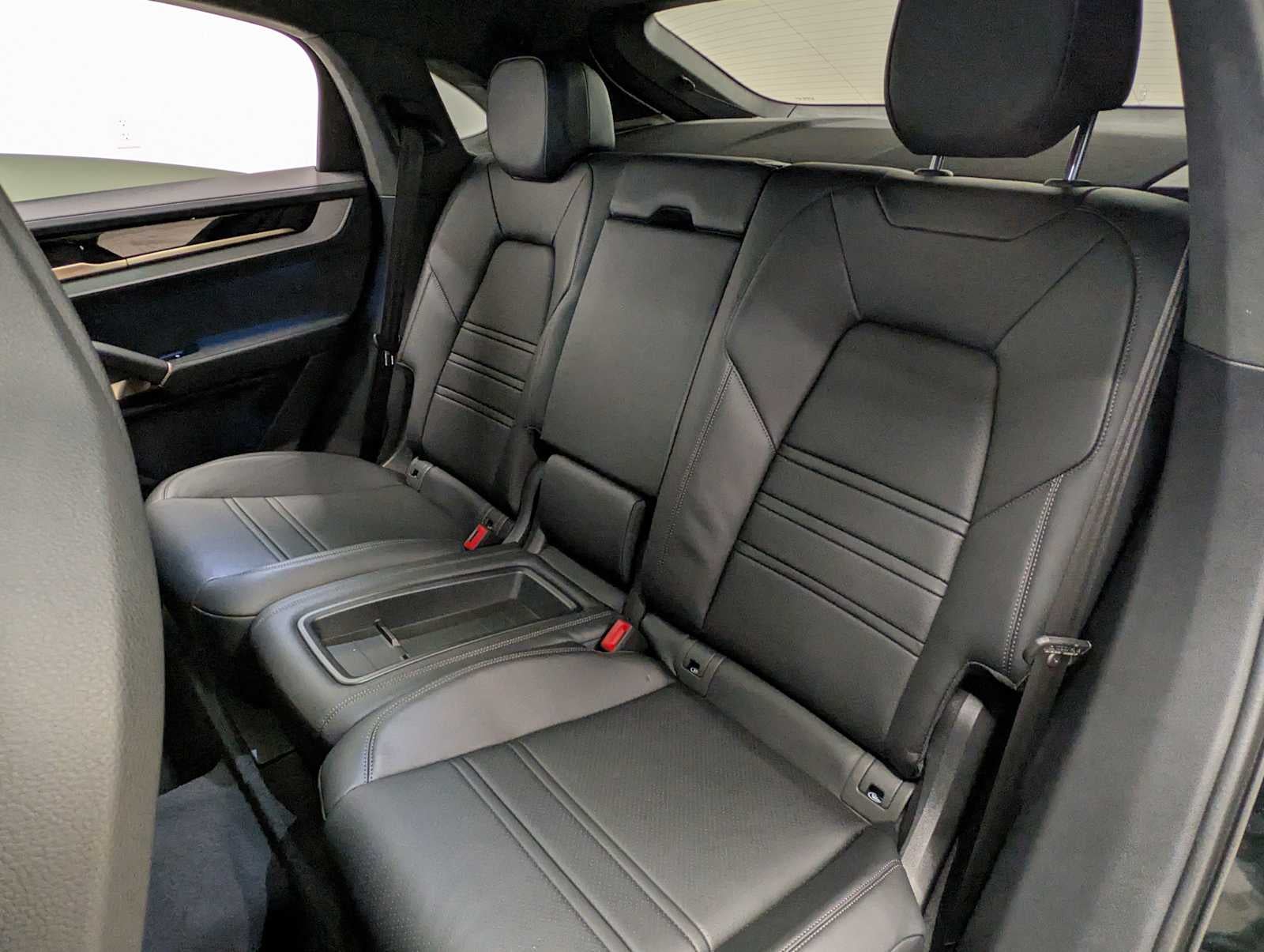 2026 Porsche Cayenne GTS