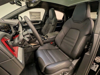 2026 Porsche Cayenne GTS