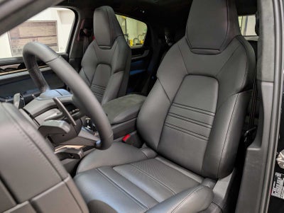 2026 Porsche Cayenne GTS