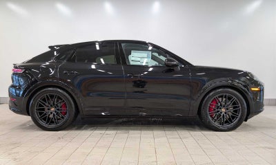 2026 Porsche Cayenne GTS