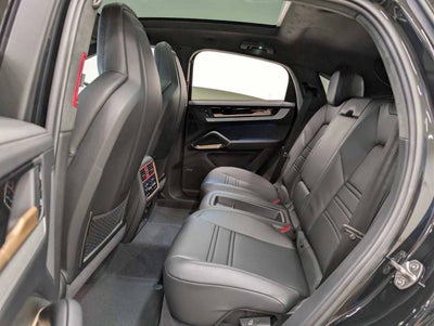 2026 Porsche Cayenne GTS