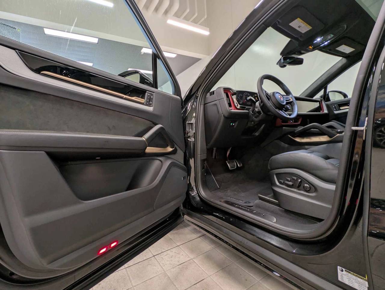 2026 Porsche Cayenne GTS