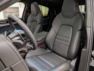 2026 Porsche Cayenne GTS