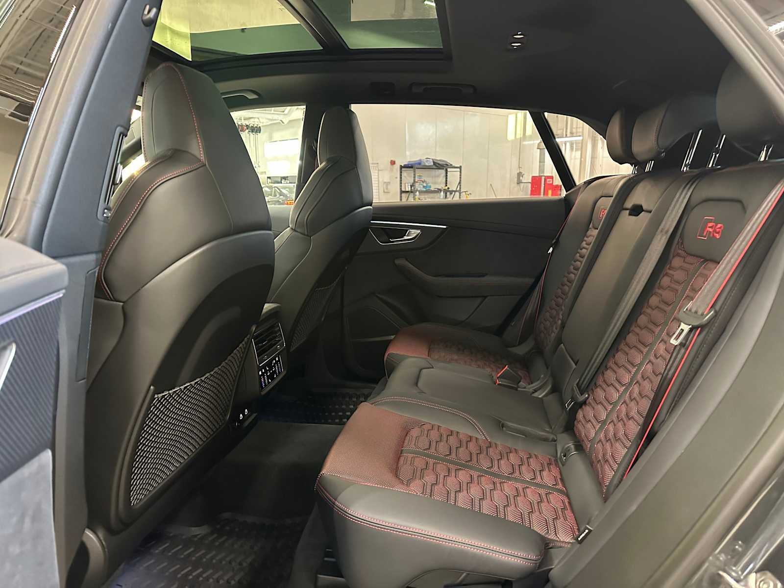 2026 Audi RS Q8 Base