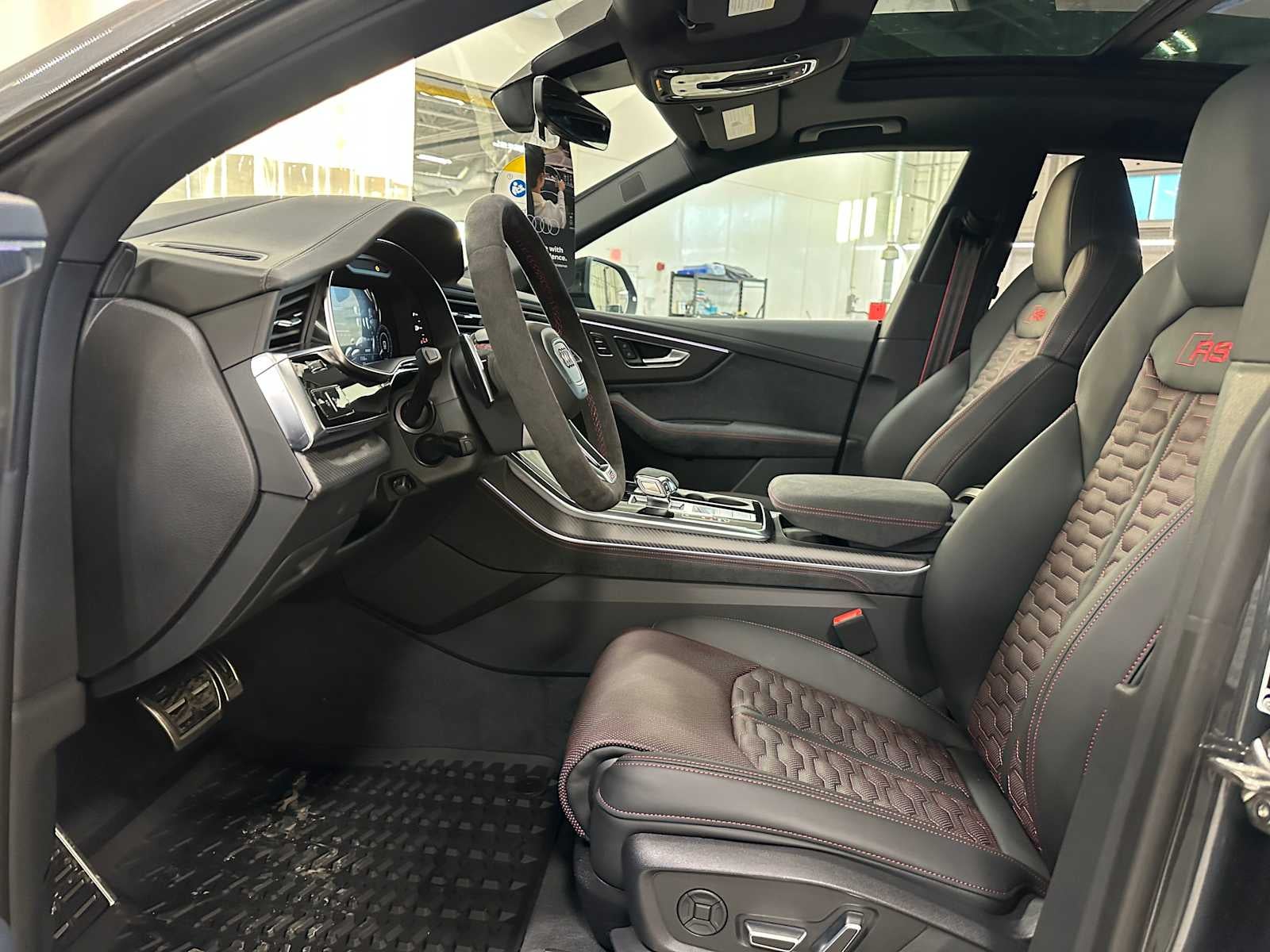 2026 Audi RS Q8 Base