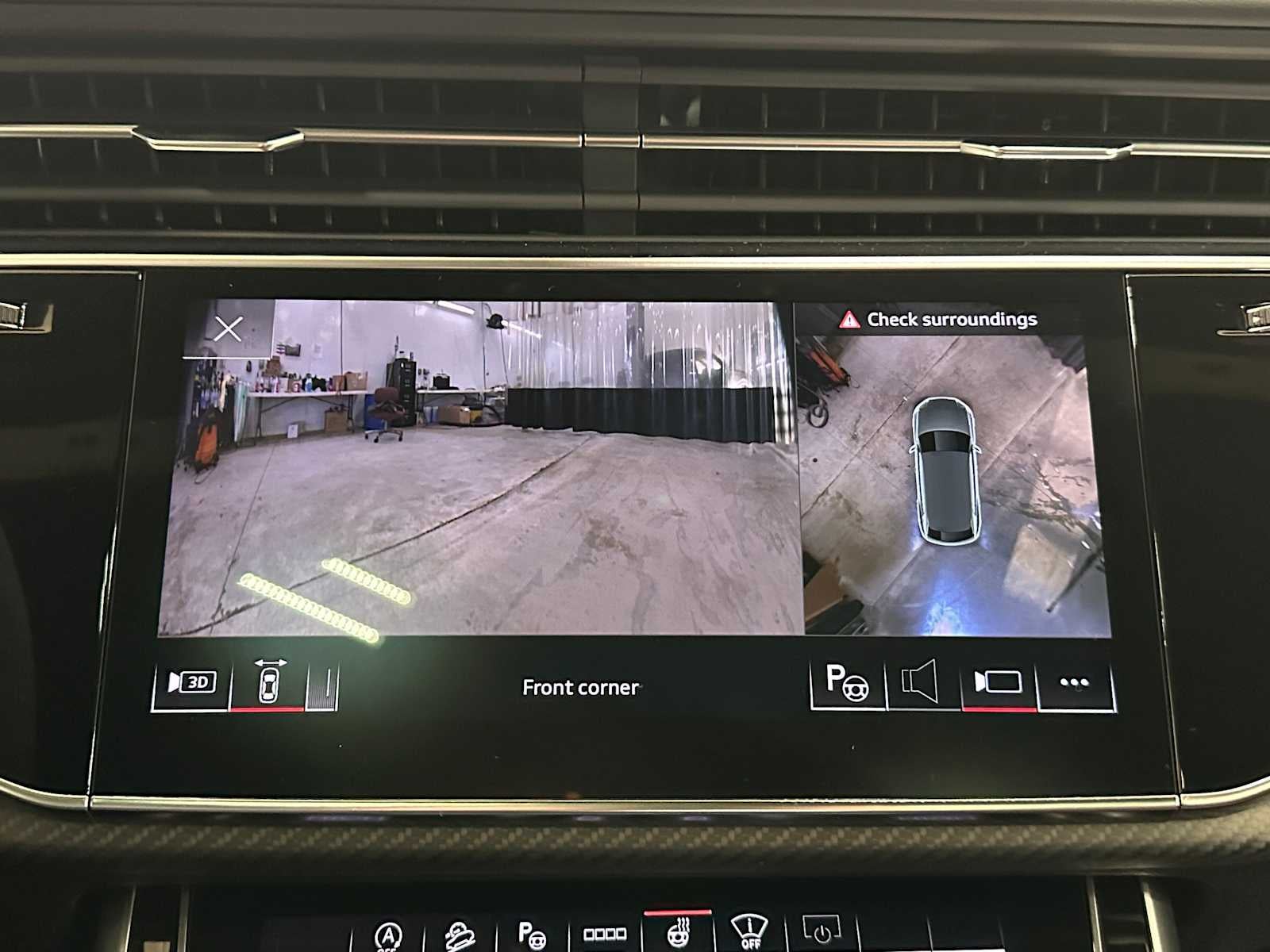 2026 Audi RS Q8 Base