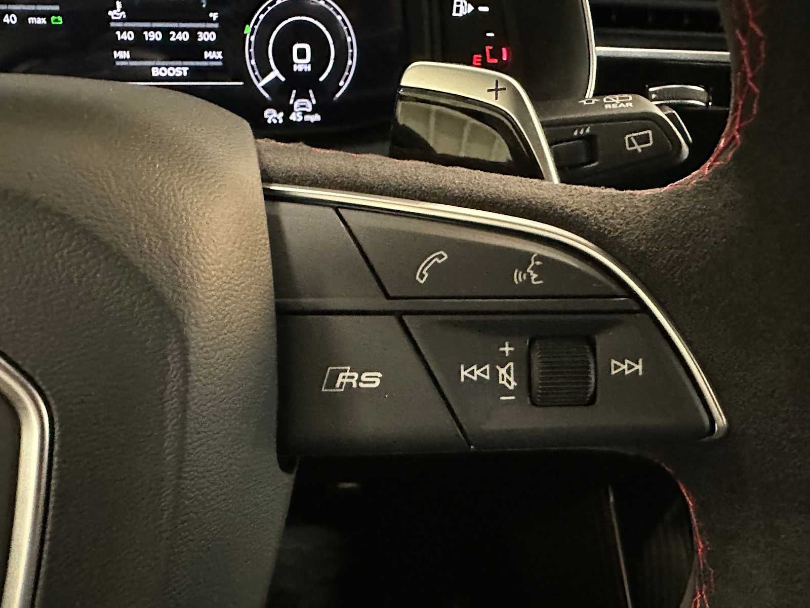 2026 Audi RS Q8 Base