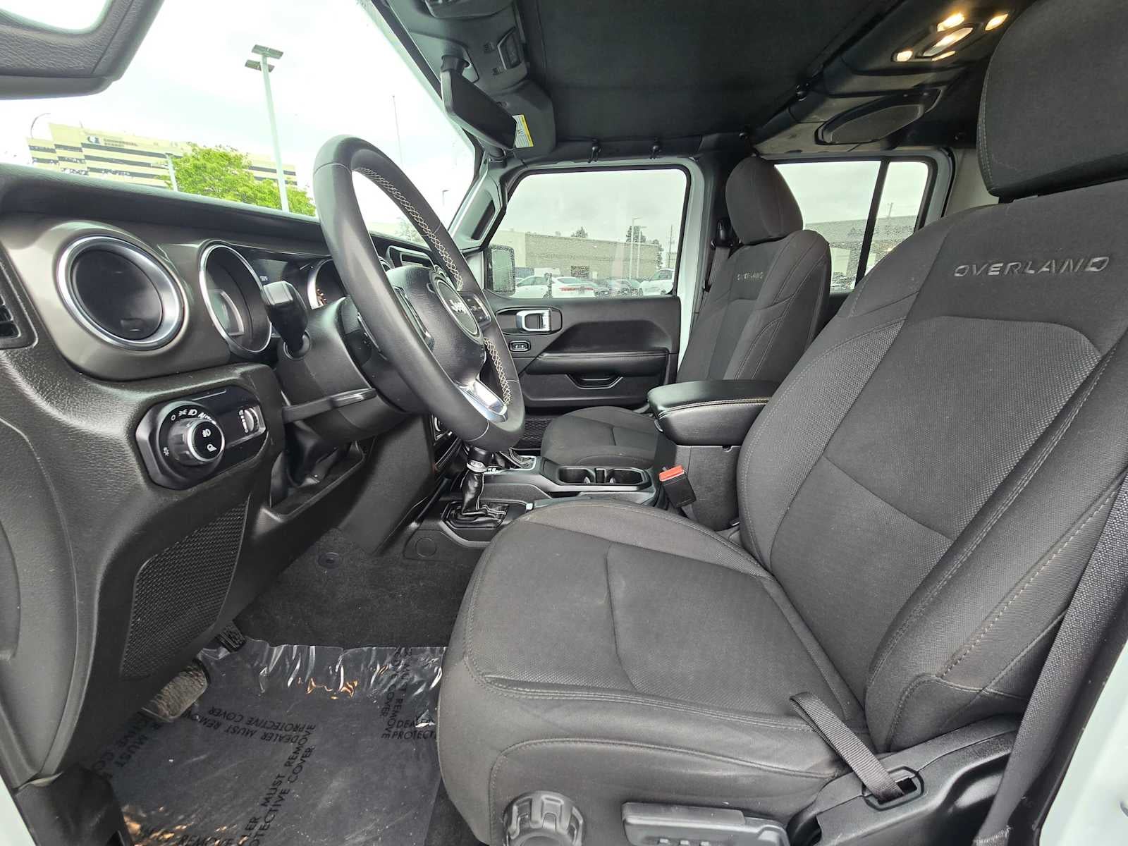 2023 Jeep Gladiator Overland