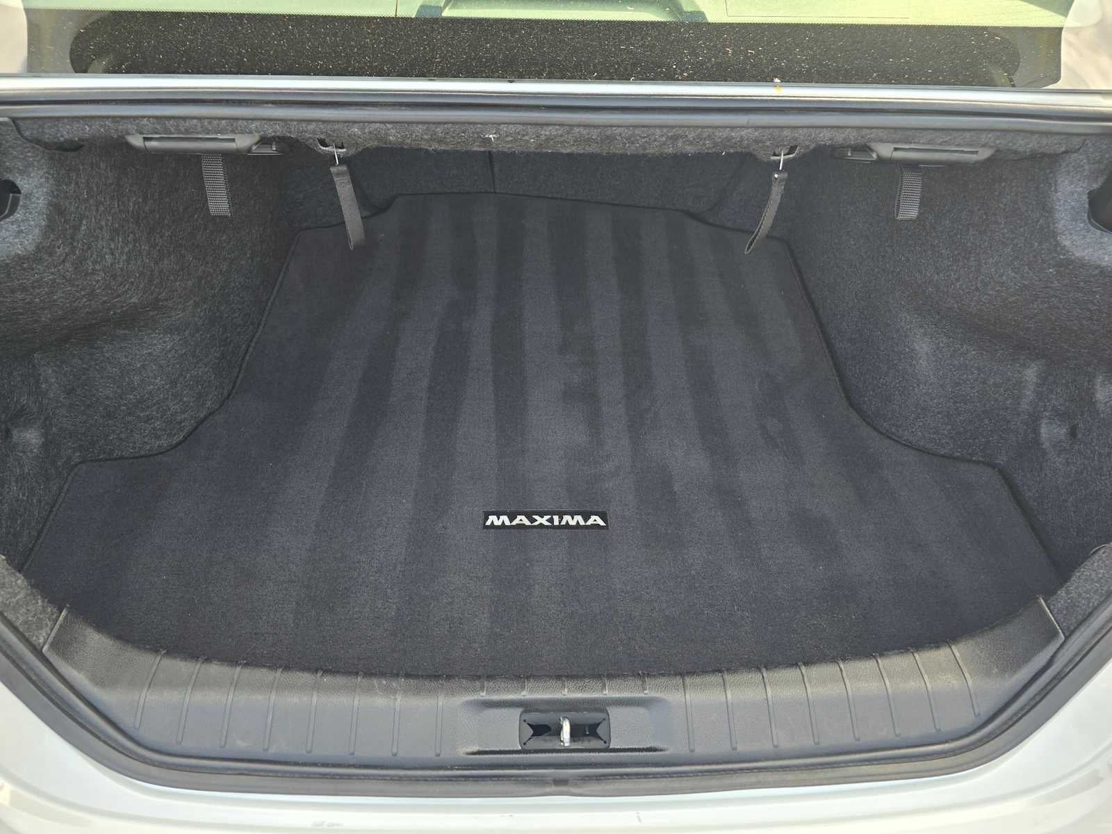 2023 Nissan Maxima SV