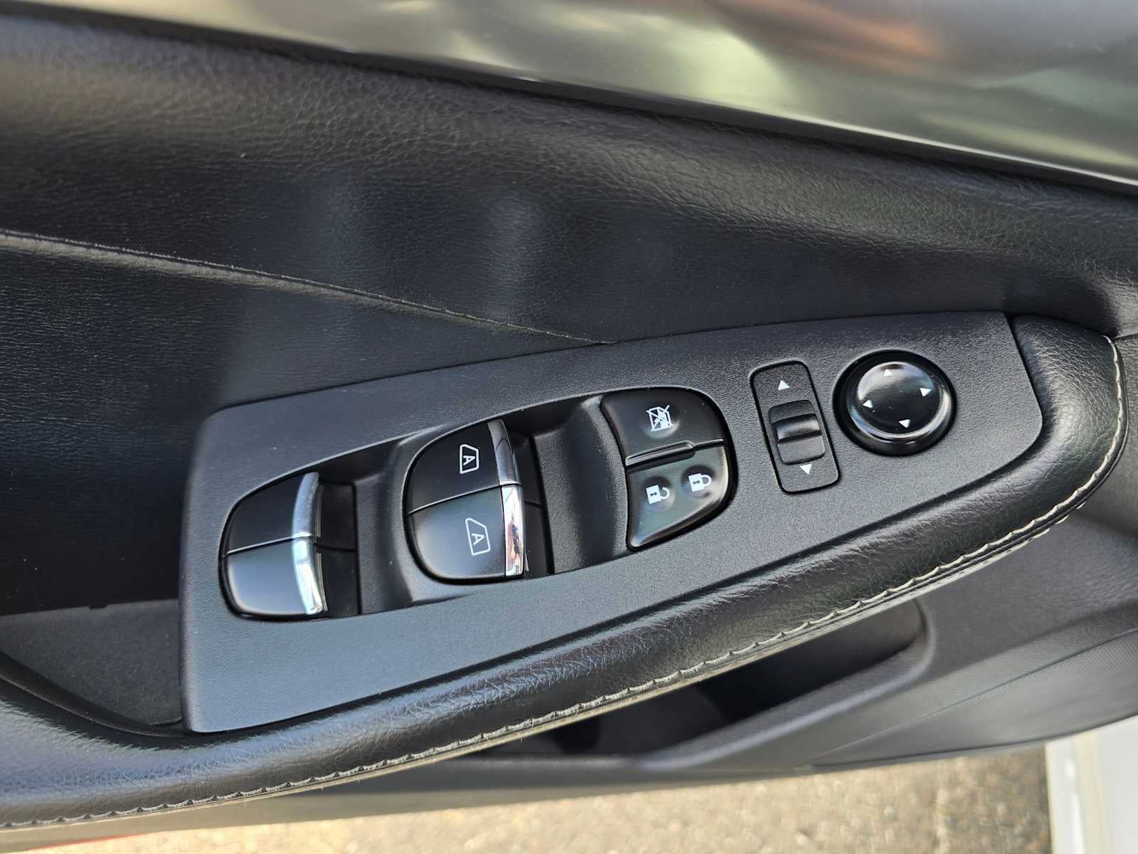 2023 Nissan Maxima SV