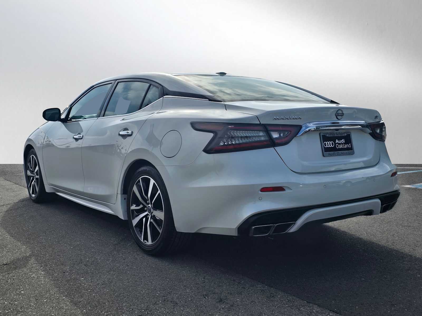 2023 Nissan Maxima SV