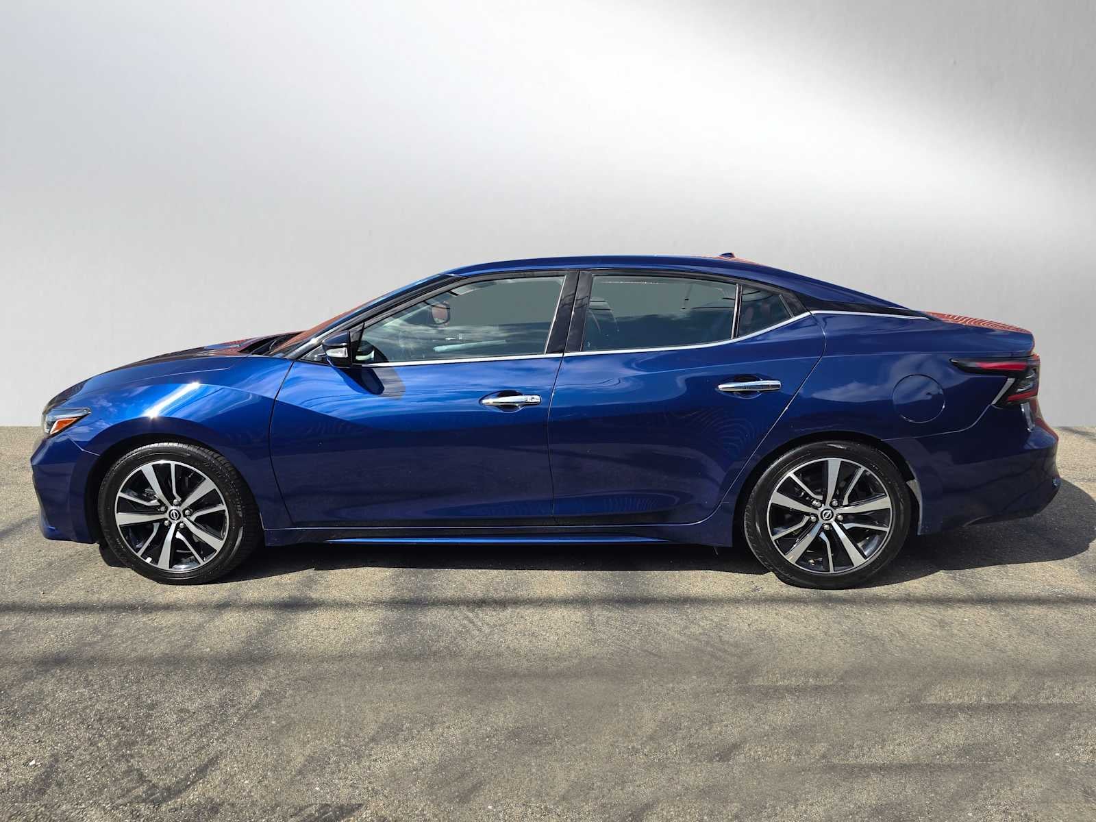 2023 Nissan Maxima SV