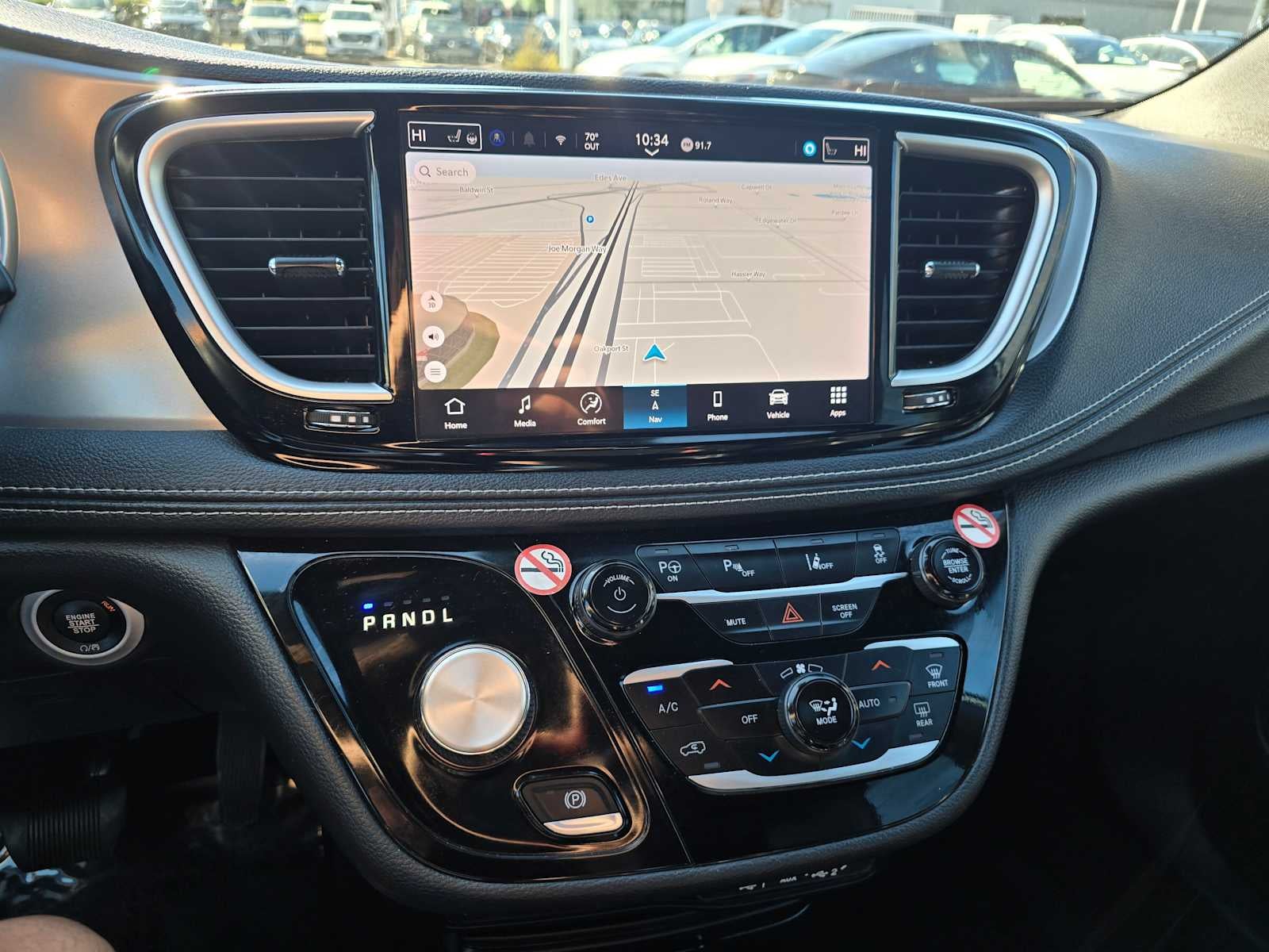 2024 Chrysler Pacifica Hybrid S Appearance Pkg