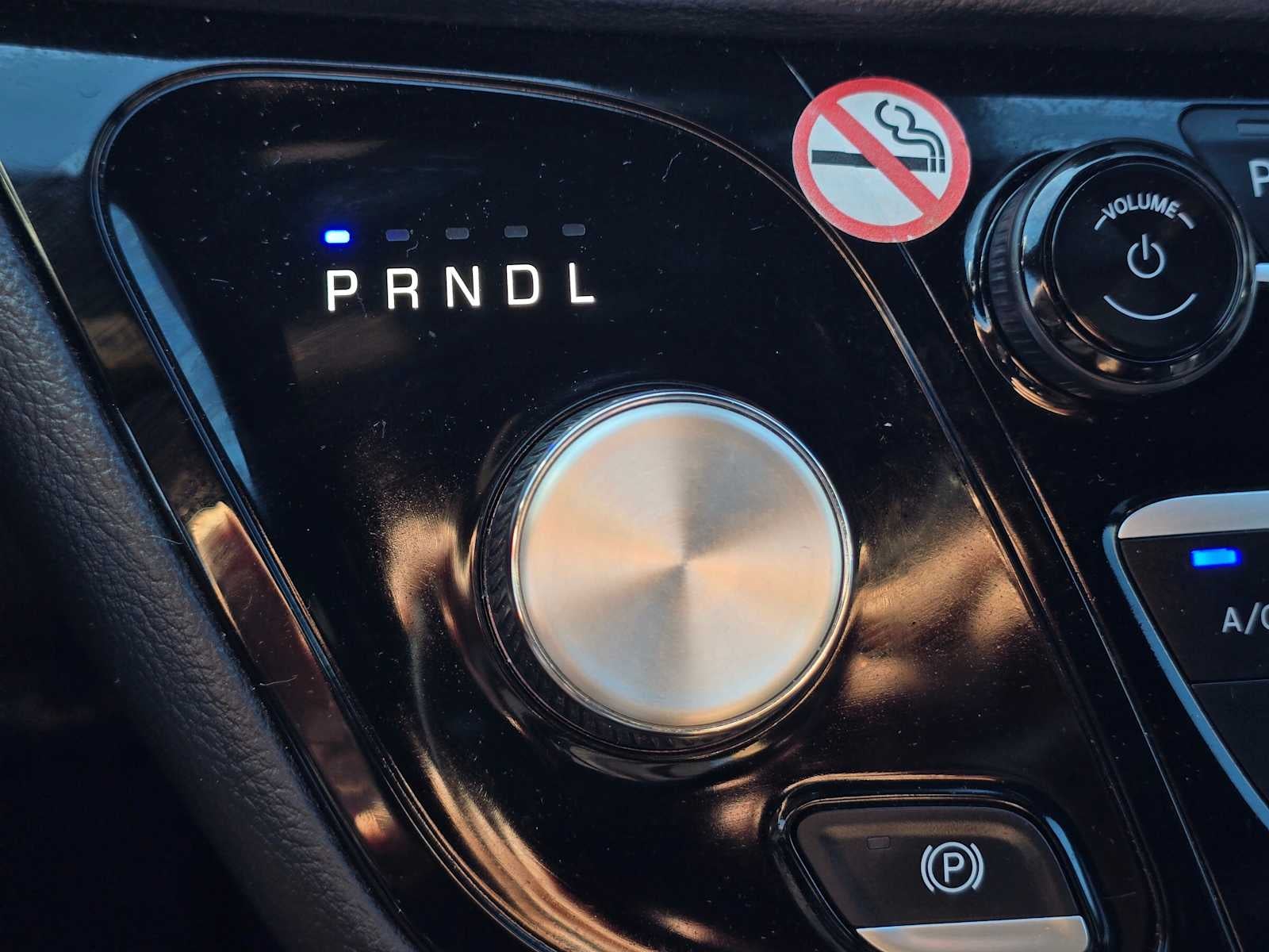 2024 Chrysler Pacifica Hybrid S Appearance Pkg