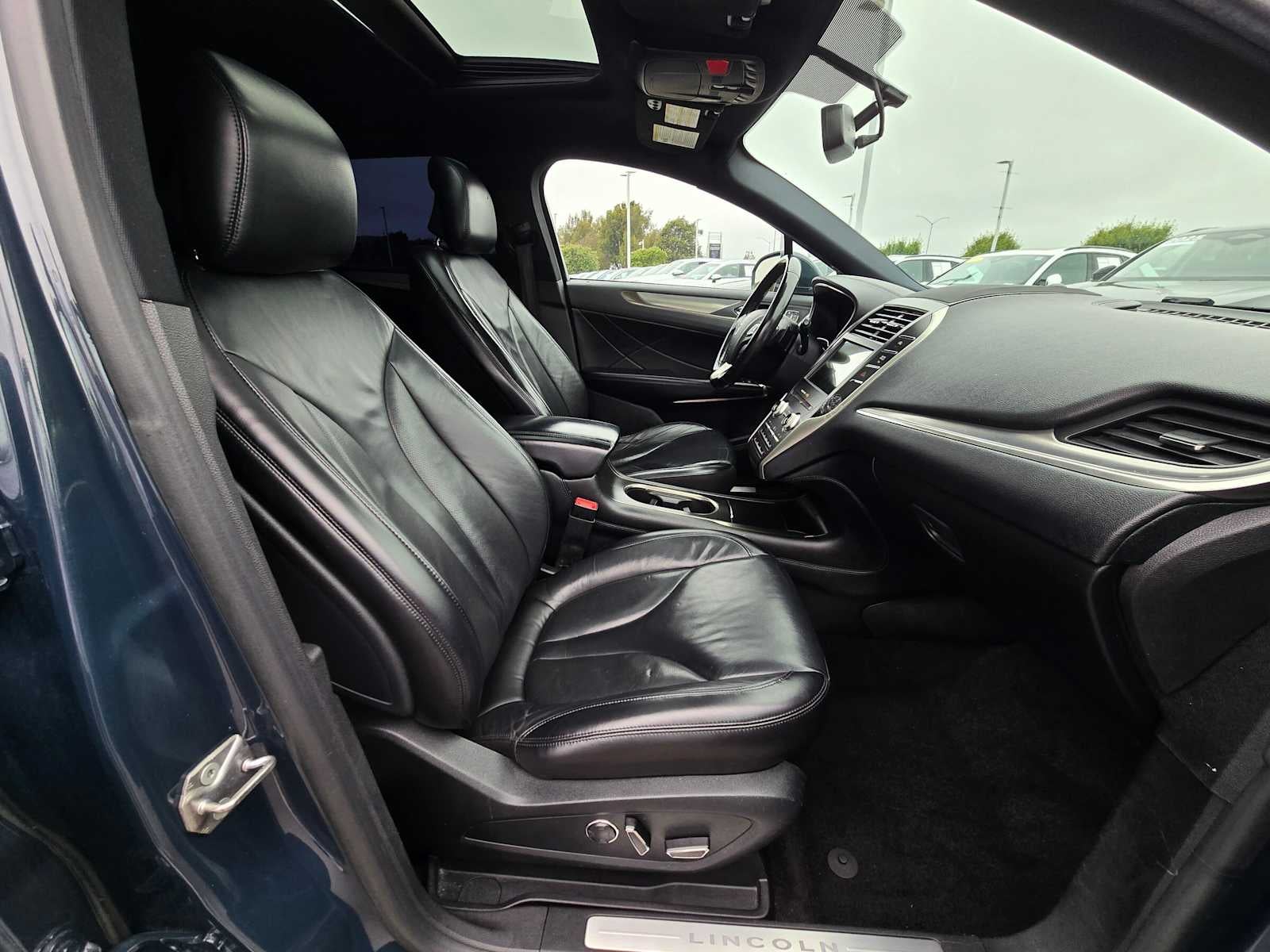2019 Lincoln MKC Select