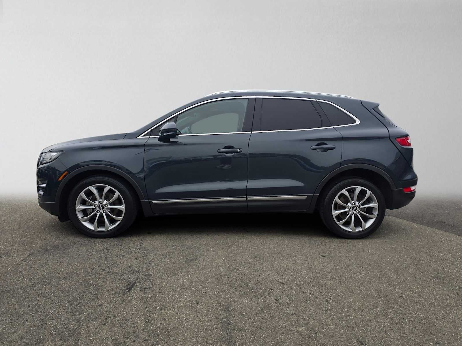 2019 Lincoln MKC Select