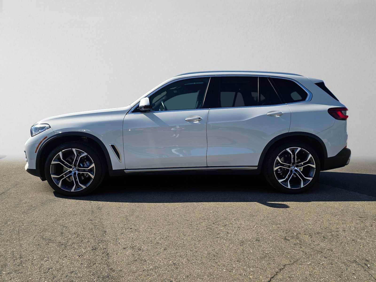 2023 BMW X5 xDrive40i xDrive40i