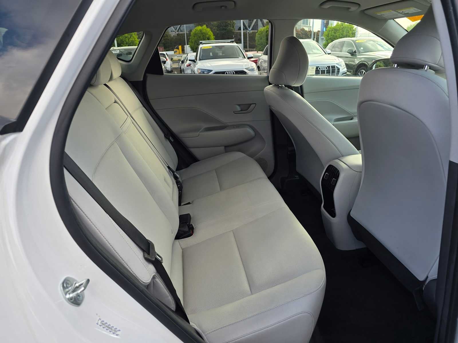 2024 Hyundai Kona Electric SEL