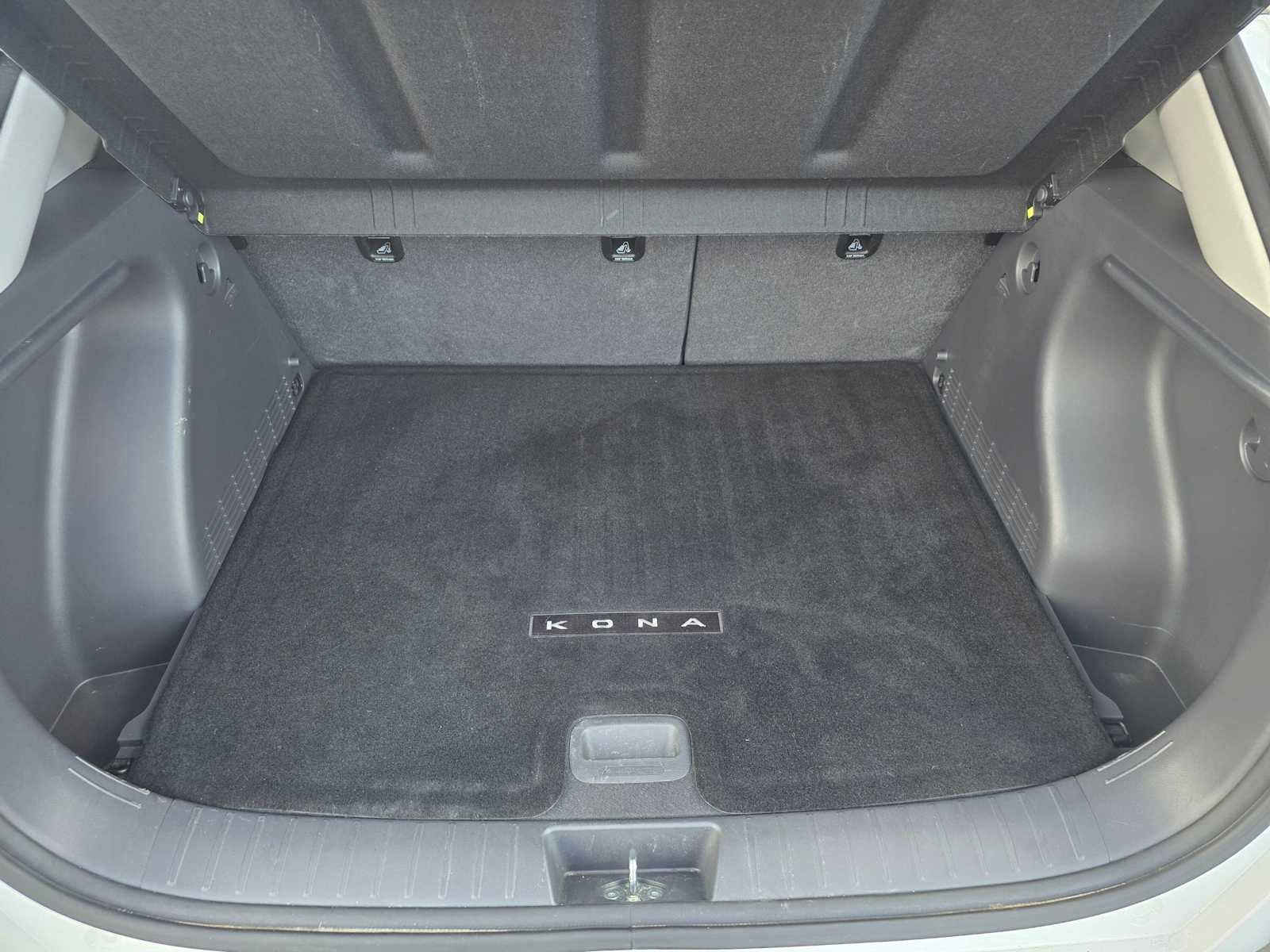 2024 Hyundai Kona Electric SEL