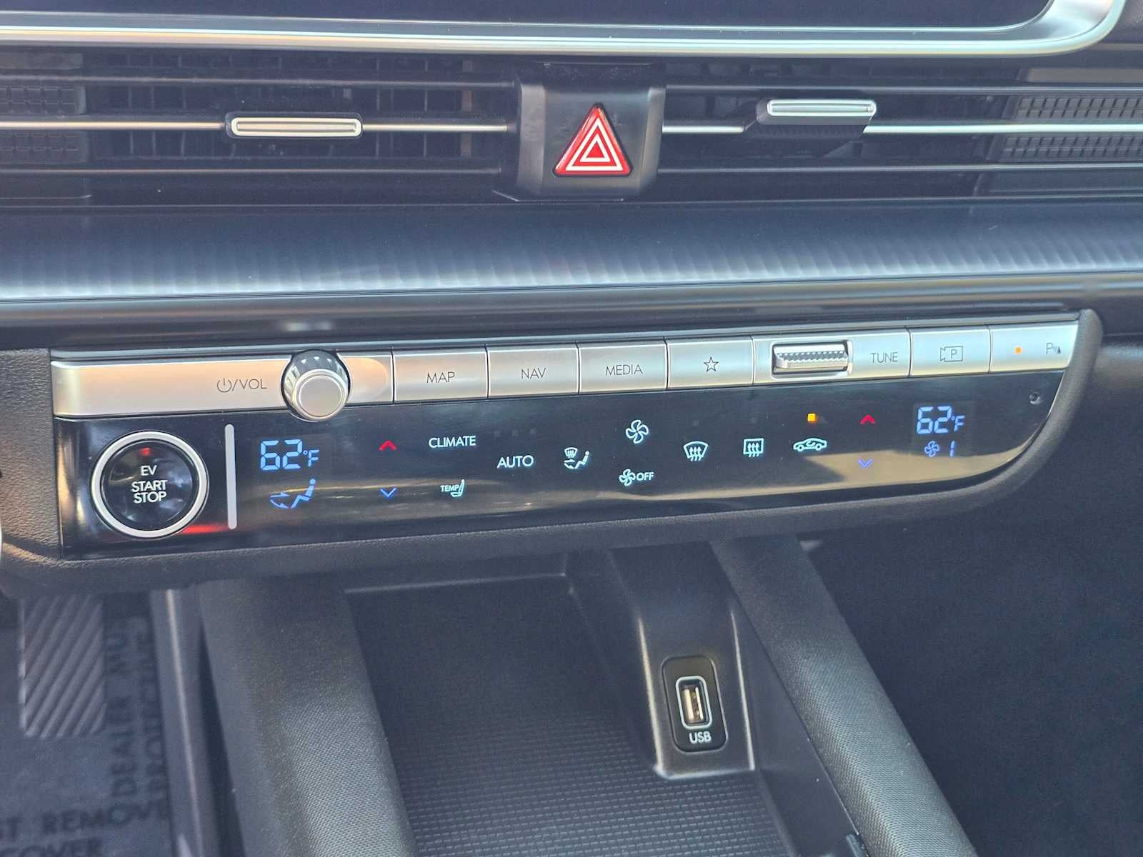 2024 Hyundai IONIQ 6 SE