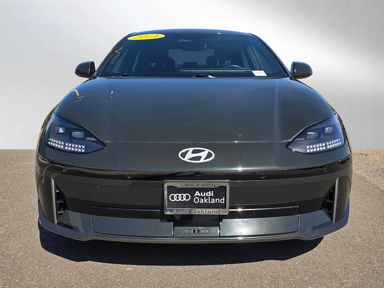 2024 Hyundai IONIQ 6 SE