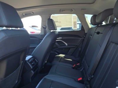 2025 Audi Q5 Premium