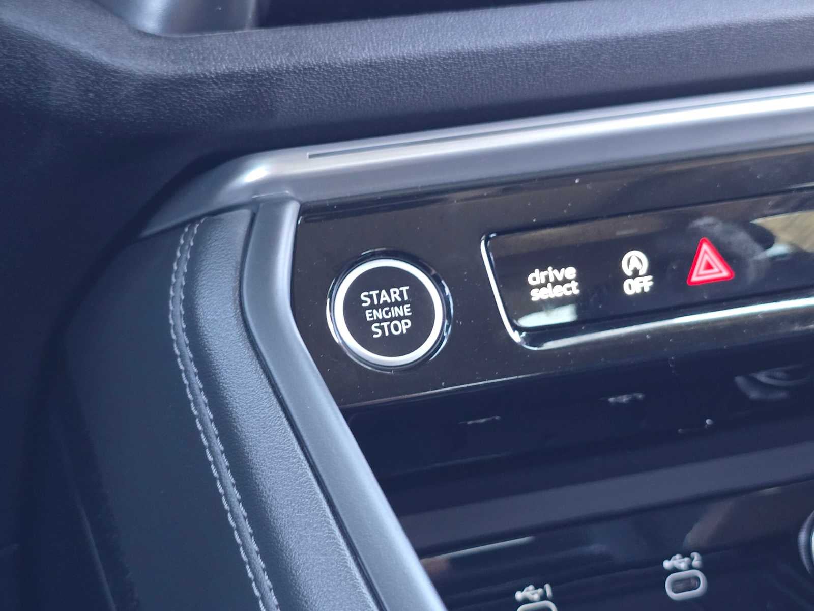 2025 Audi Q5 Premium