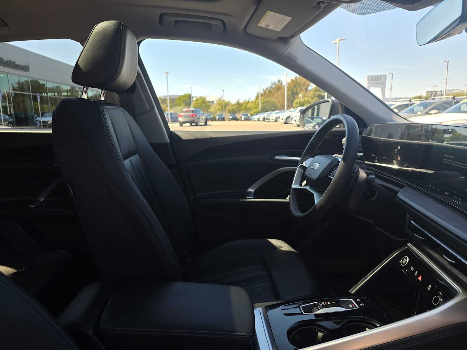 2025 Audi Q5 Premium