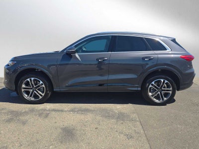 2025 Audi Q5 Premium