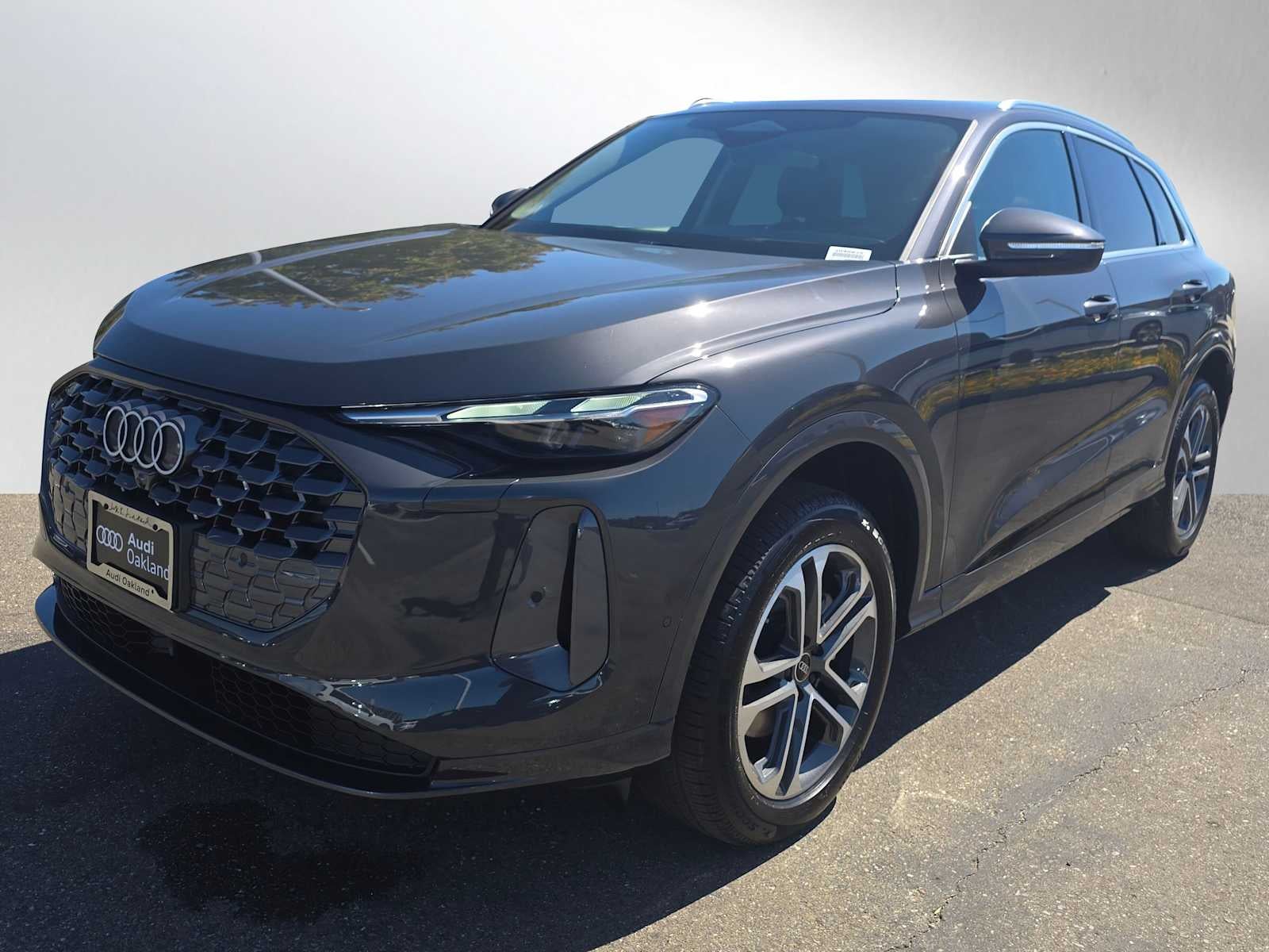 2025 Audi Q5 Premium