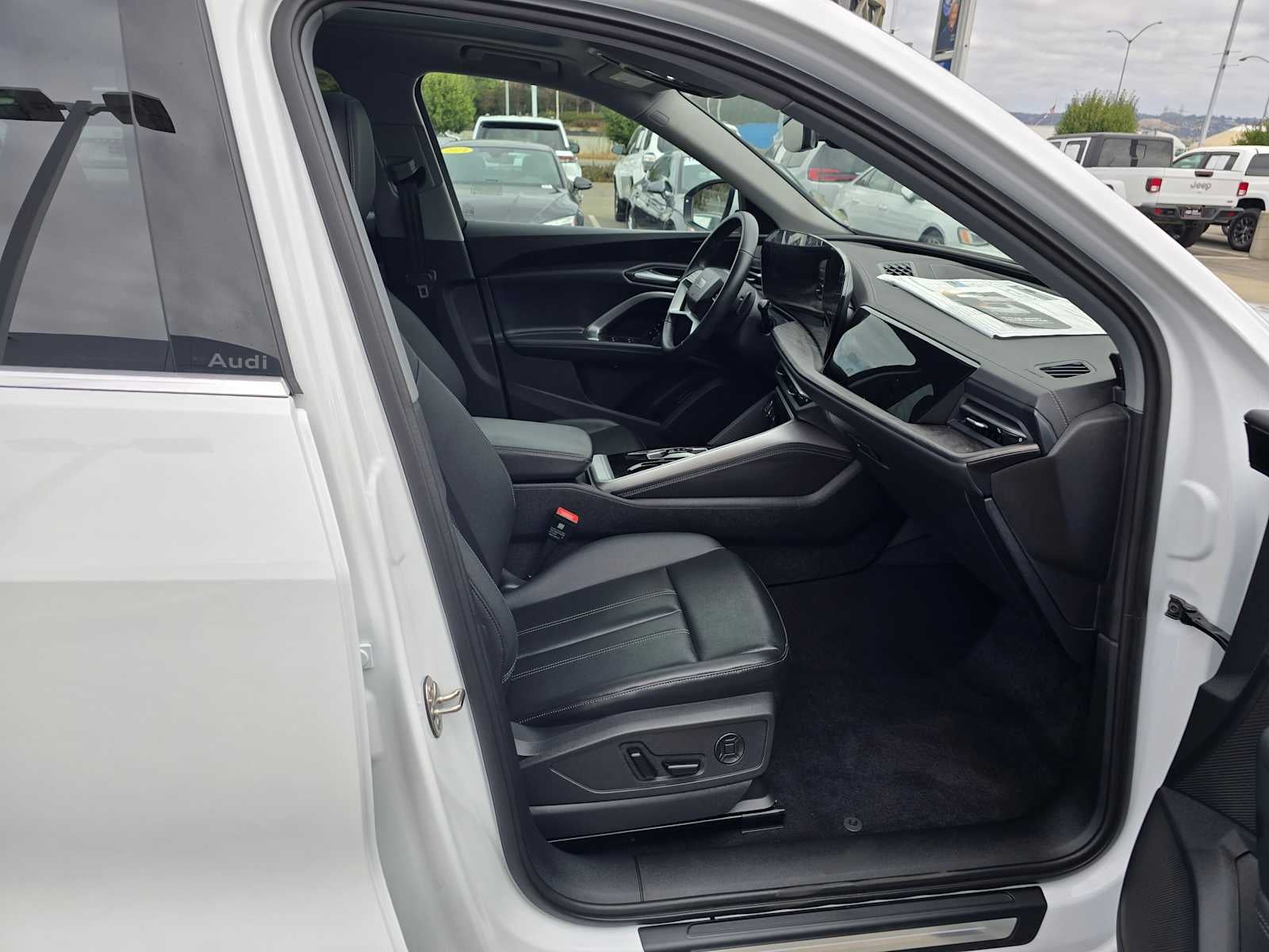 2025 Audi New Q5 Premium