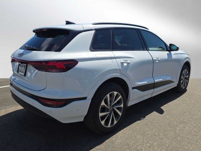2025 Audi Q6 e-tron Premium Plus