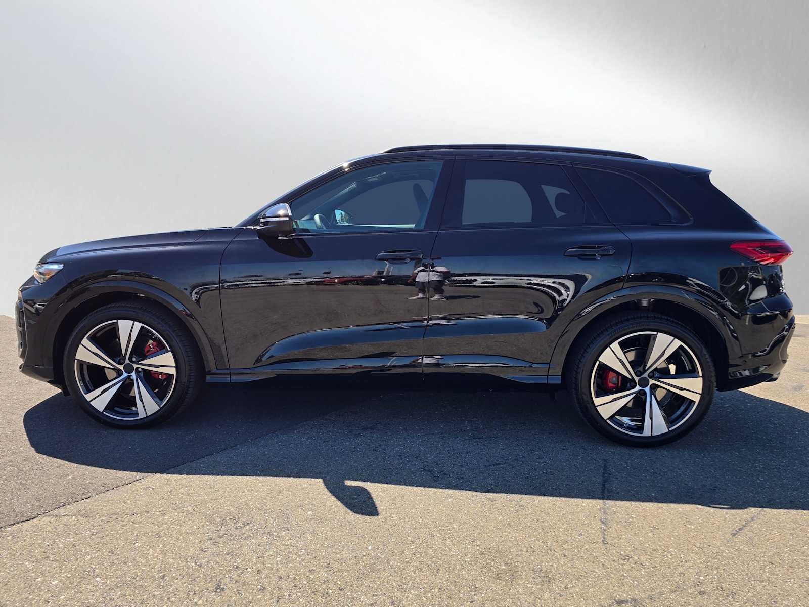 2026 Audi SQ5 Premium Plus