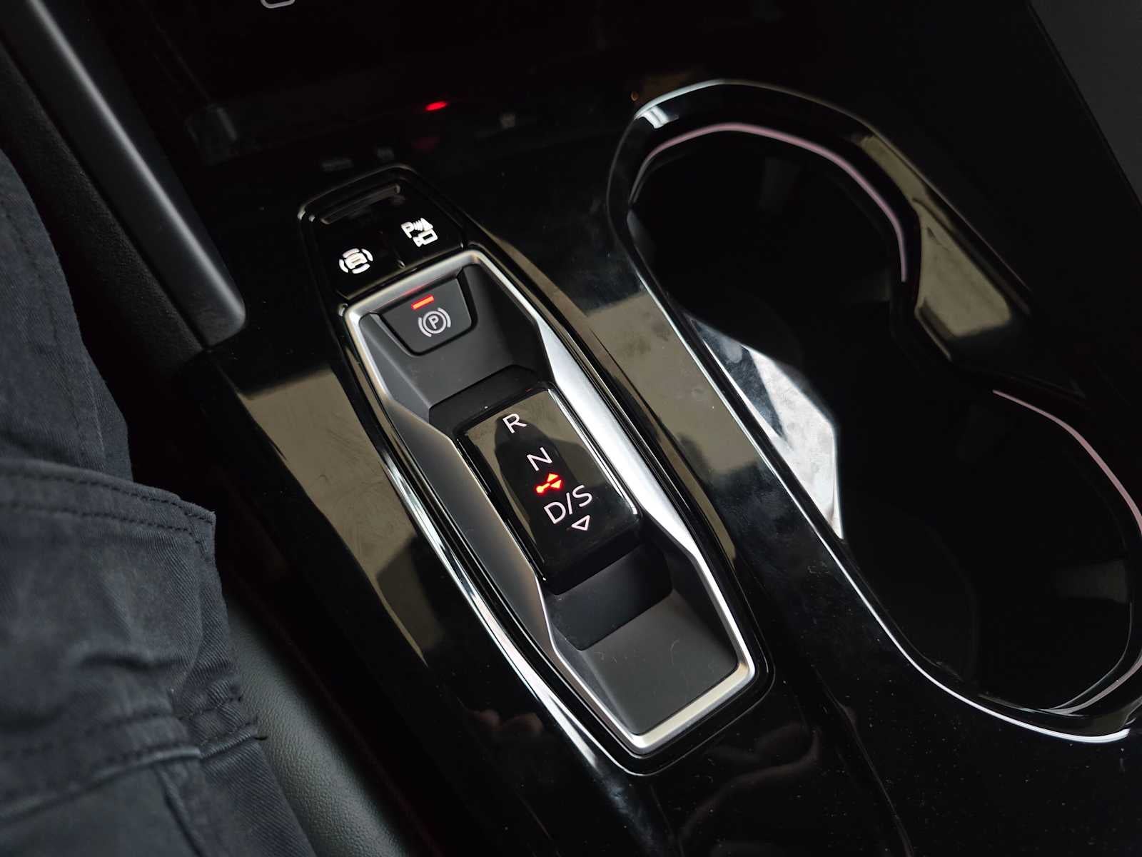 2025 Audi New SQ5 Premium Plus
