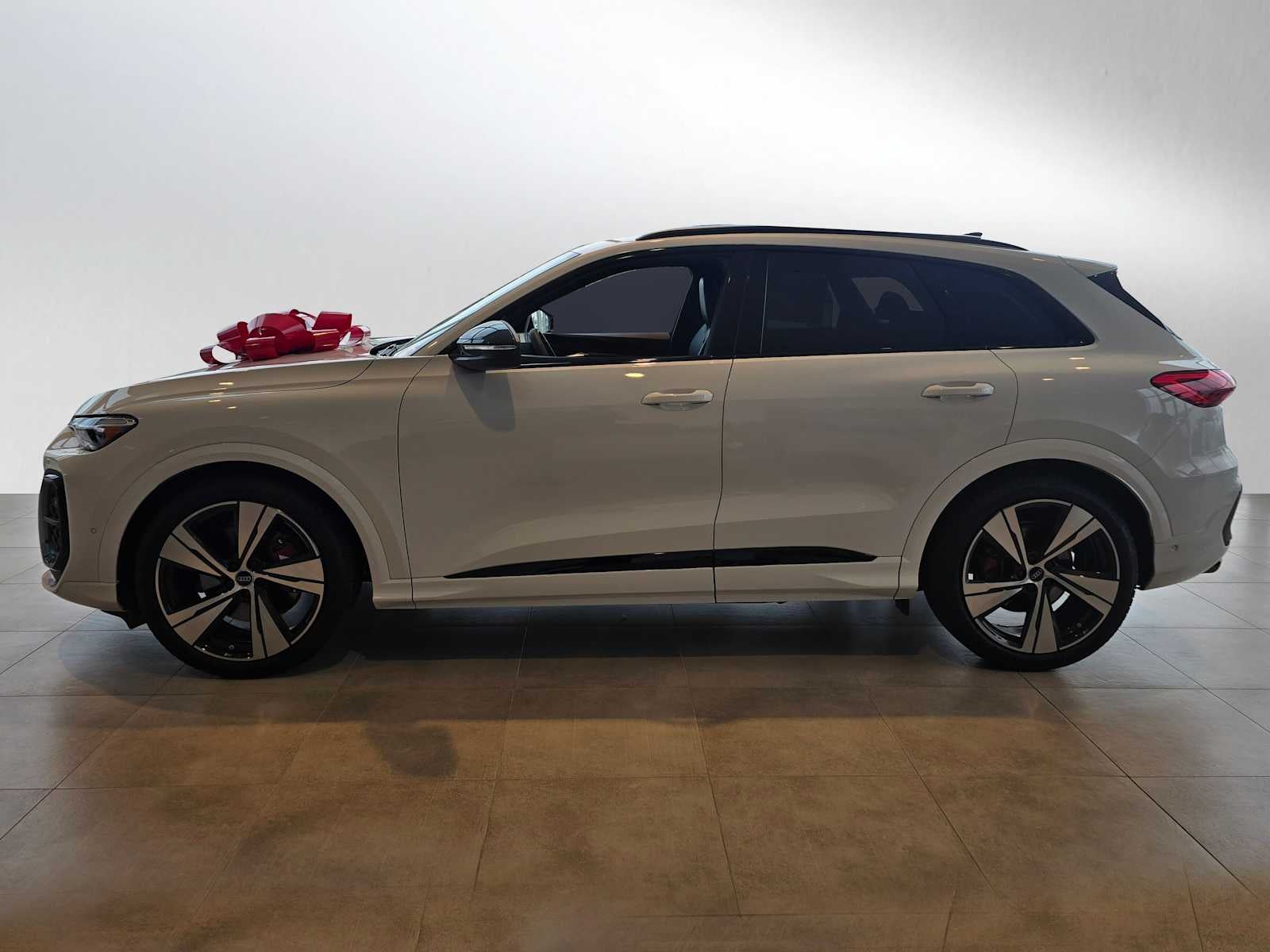 2025 Audi New SQ5 Premium Plus