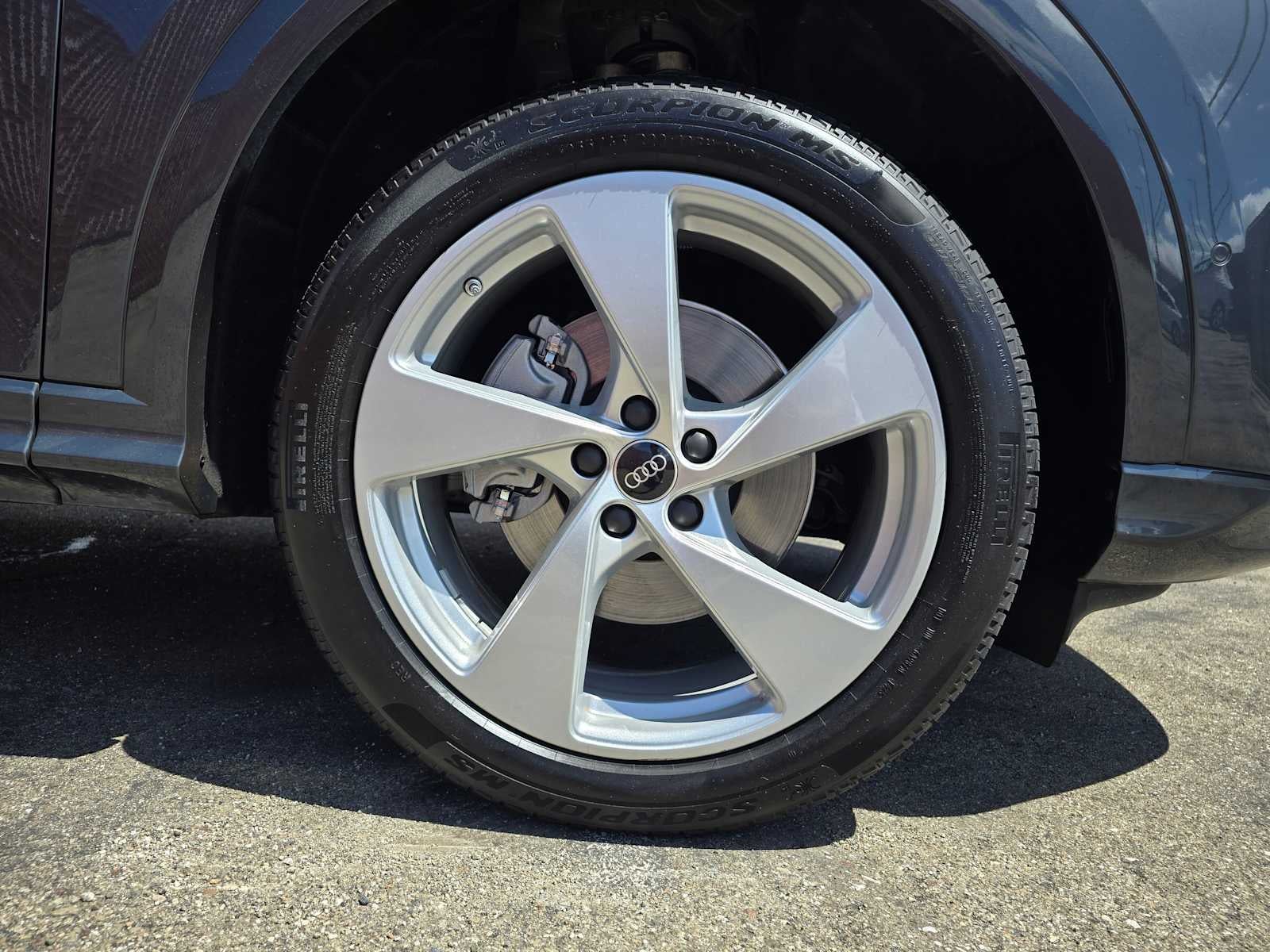 2025 Audi New Q5 Premium Plus