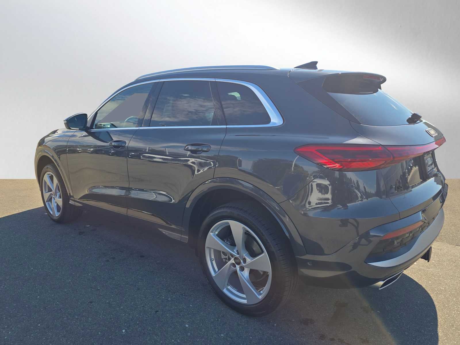 2025 Audi Q5 Premium Plus