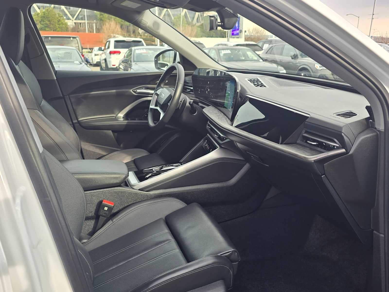 2025 Audi Q5 Premium Plus