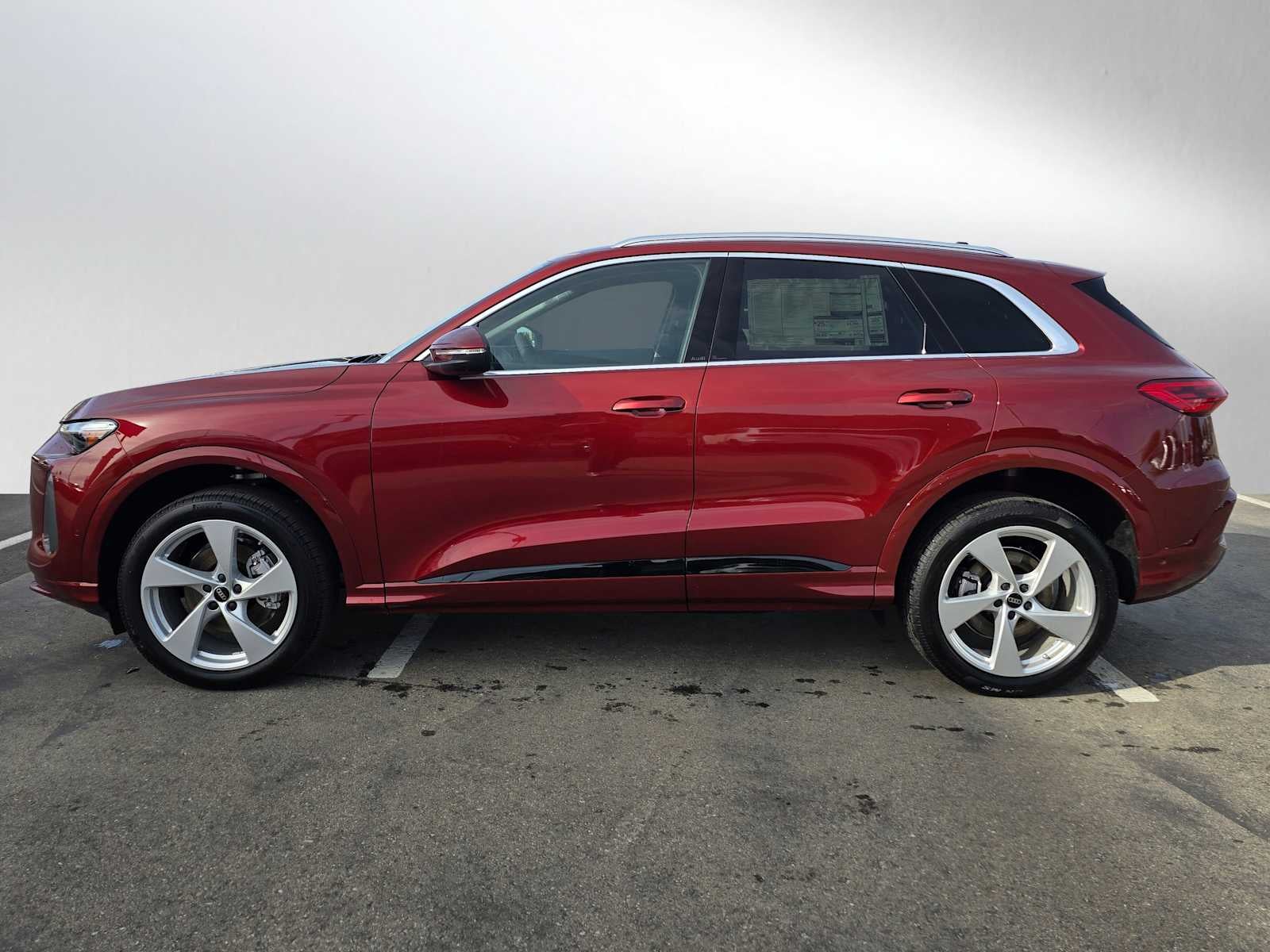 2025 Audi New Q5 Premium Plus