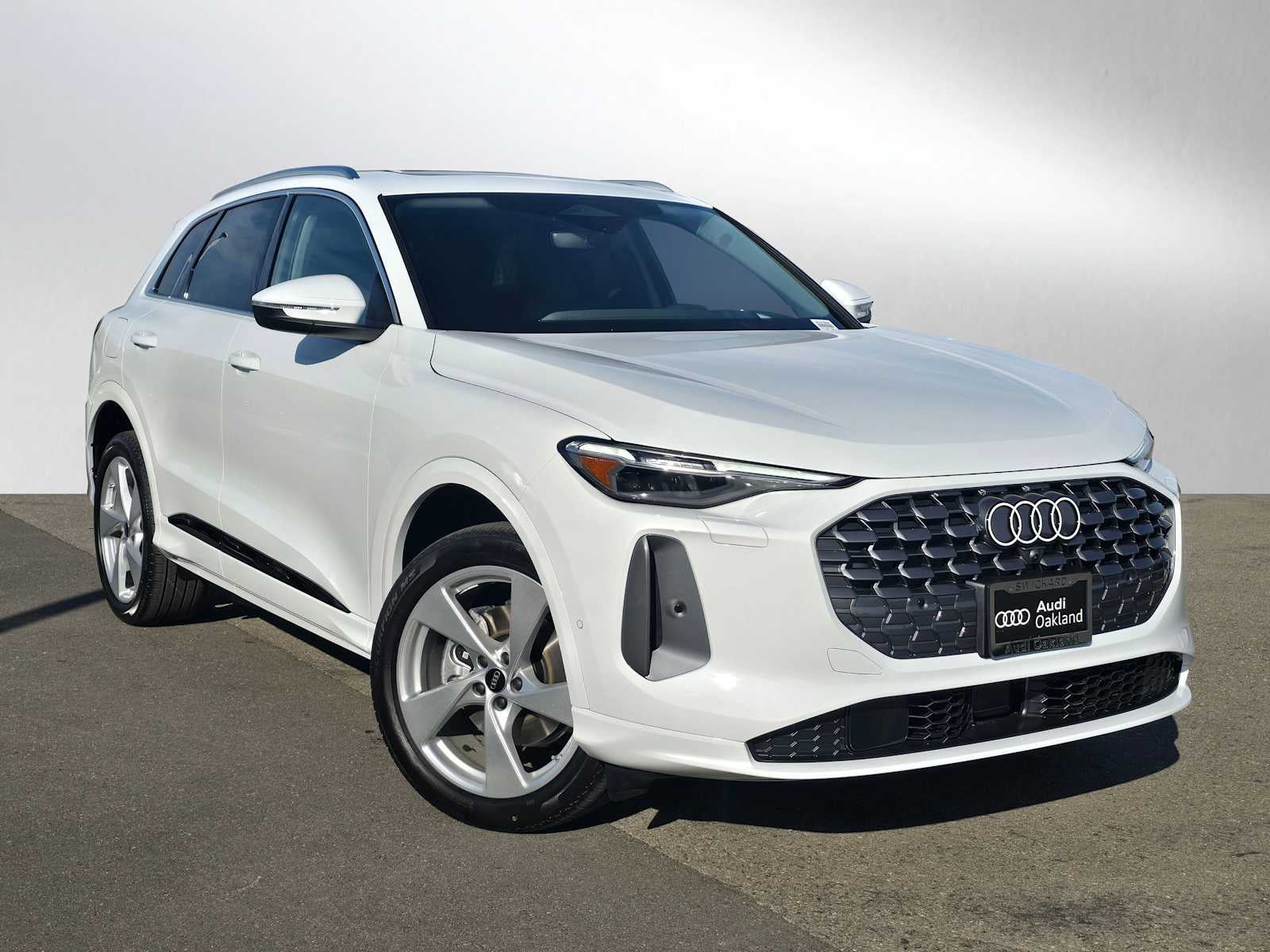 2025 Audi Q5 Premium Plus