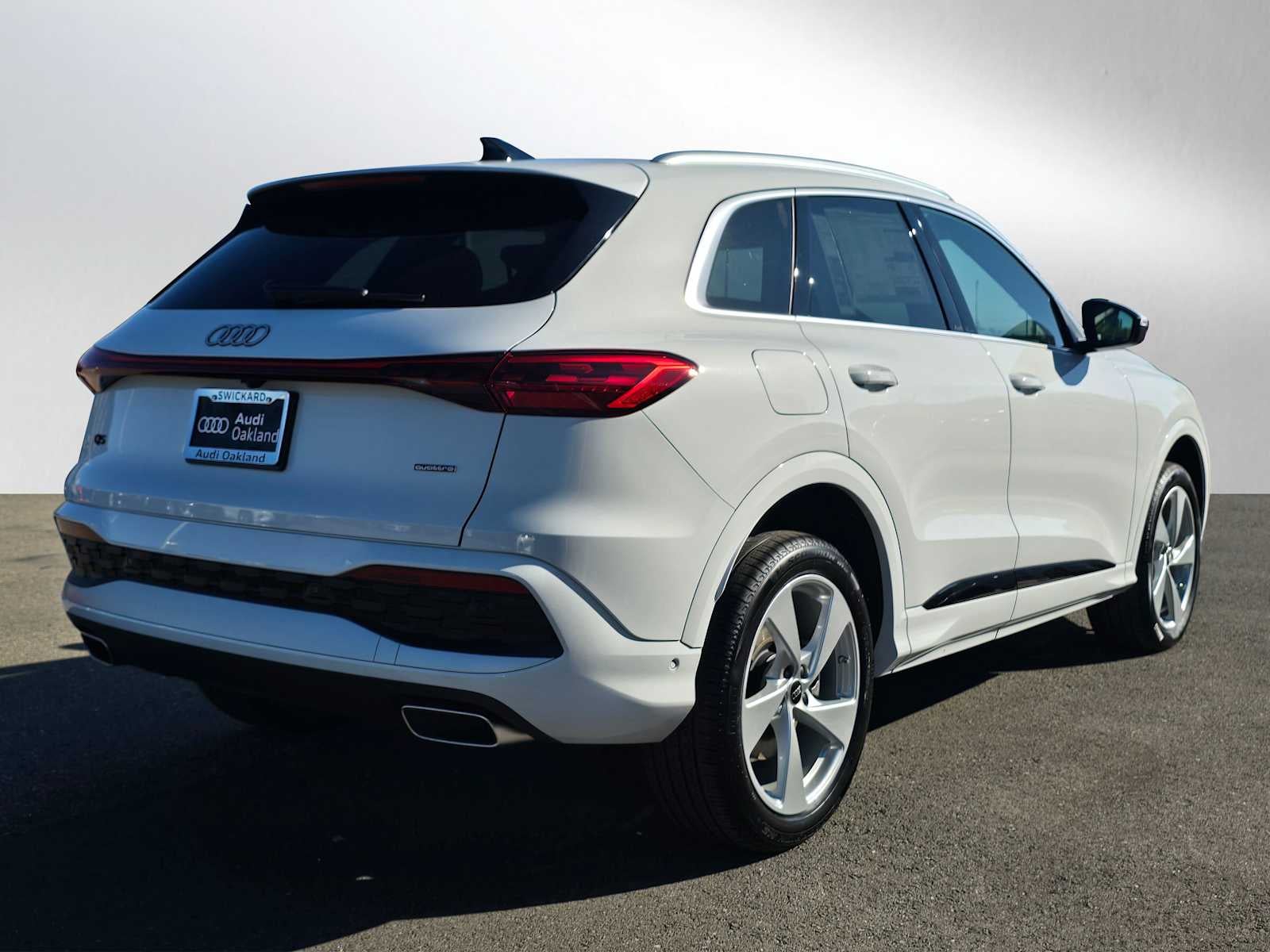 2025 Audi Q5 Premium Plus