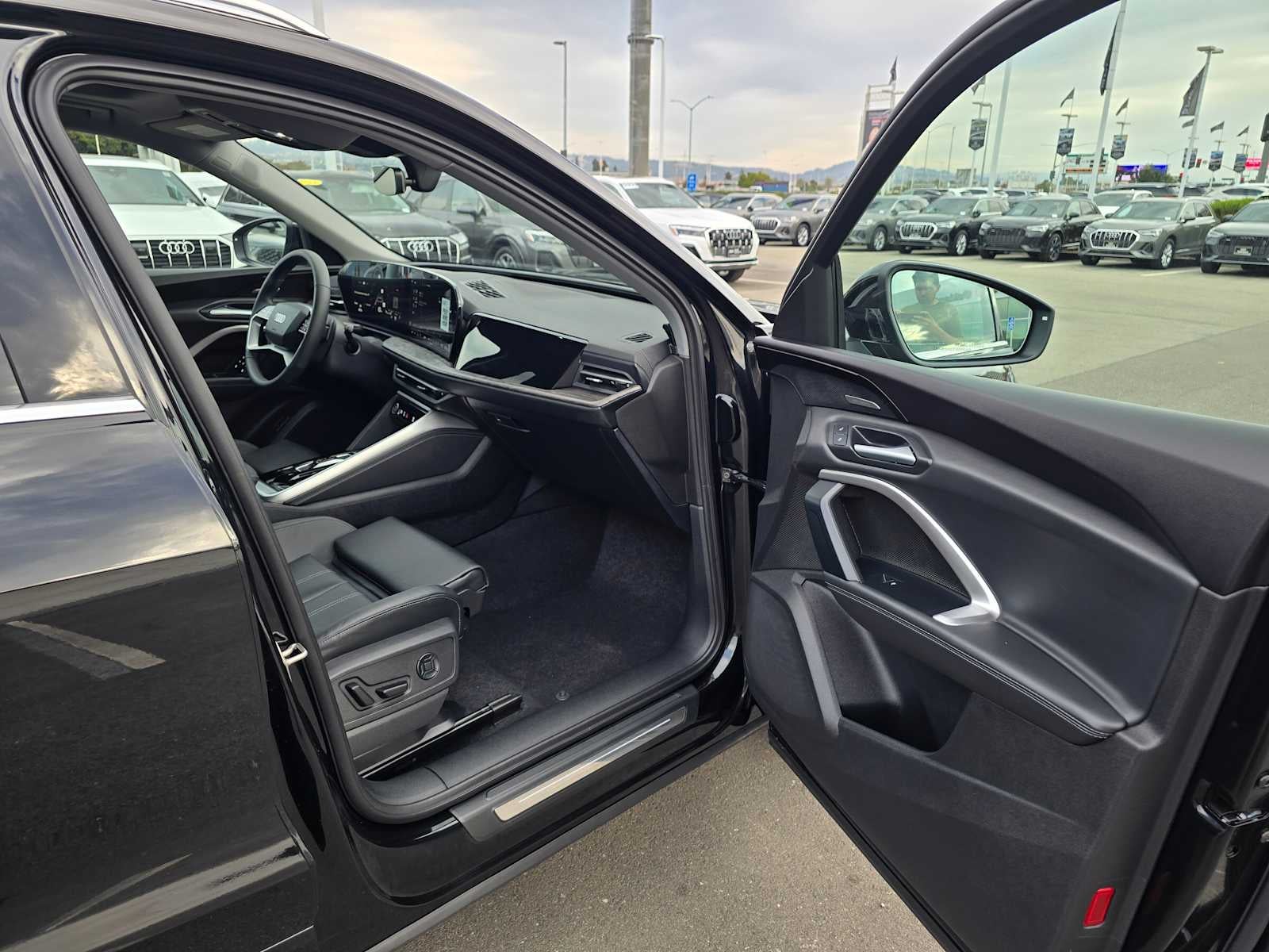 2025 Audi New Q5 Premium Plus