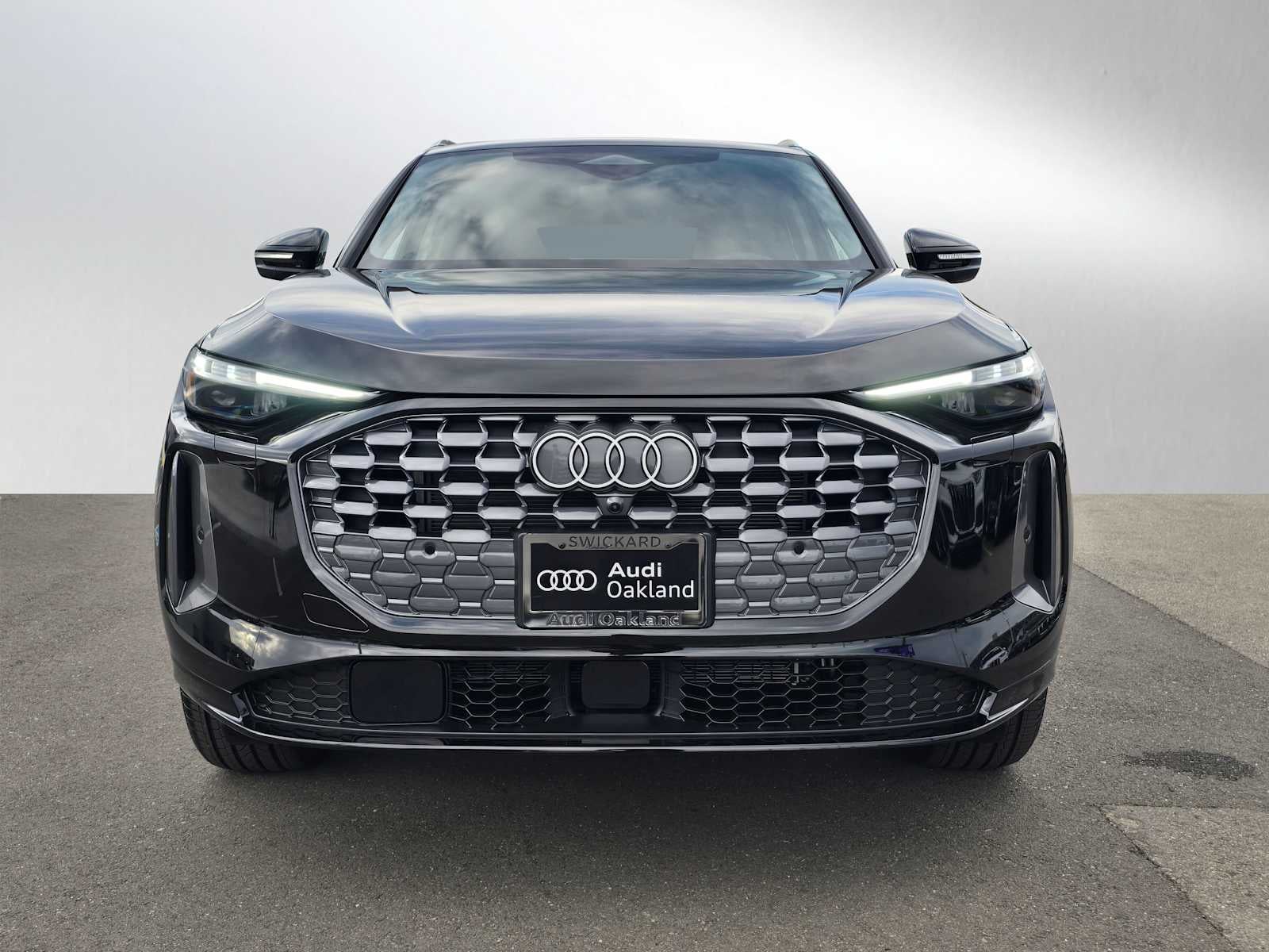 2025 Audi New Q5 Premium Plus
