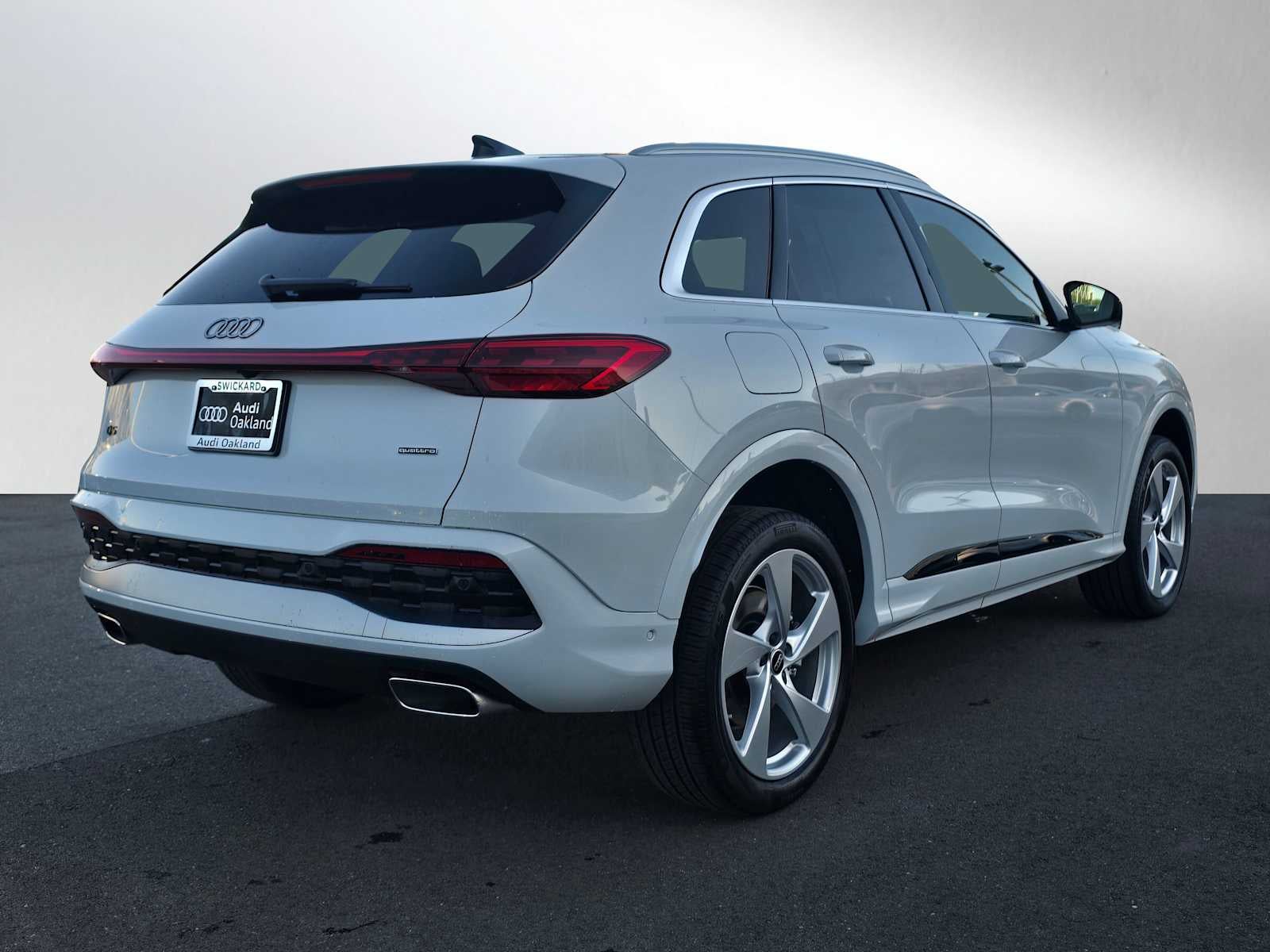 2025 Audi New Q5 Premium Plus