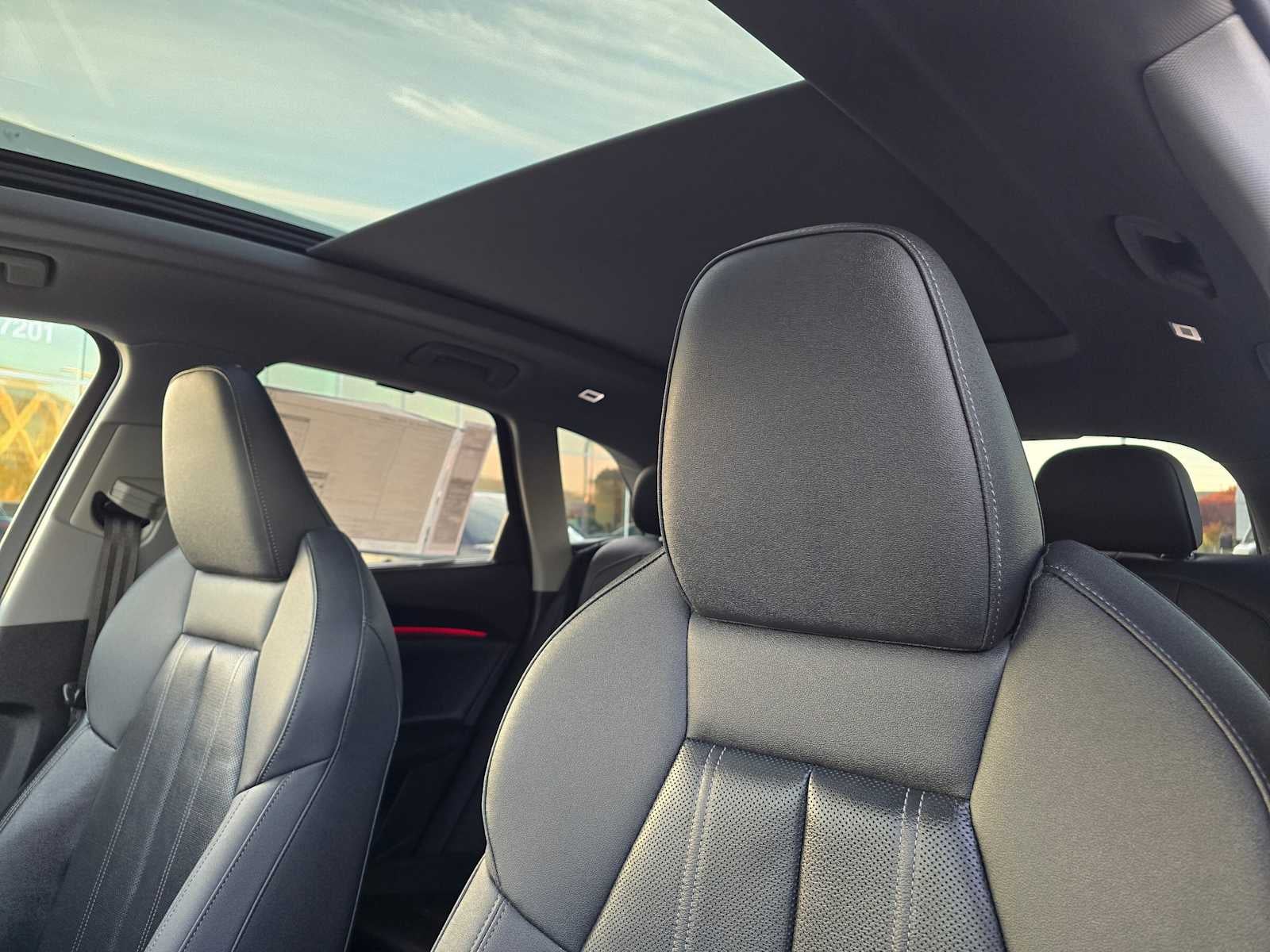 2025 Audi Q5 Premium Plus